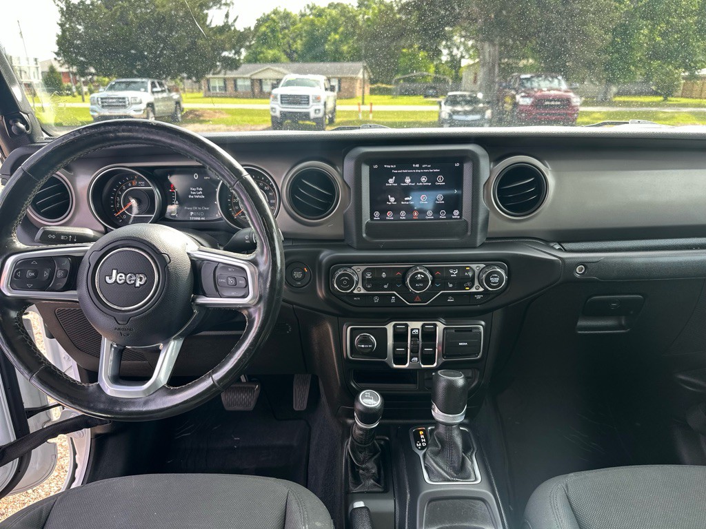 2020 Jeep Gladiator Image 11