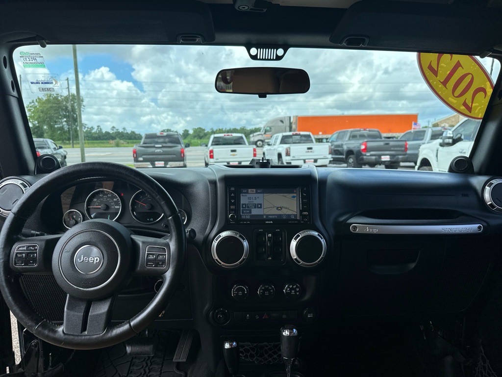 2012 Jeep Wrangler Unlimited Image 11