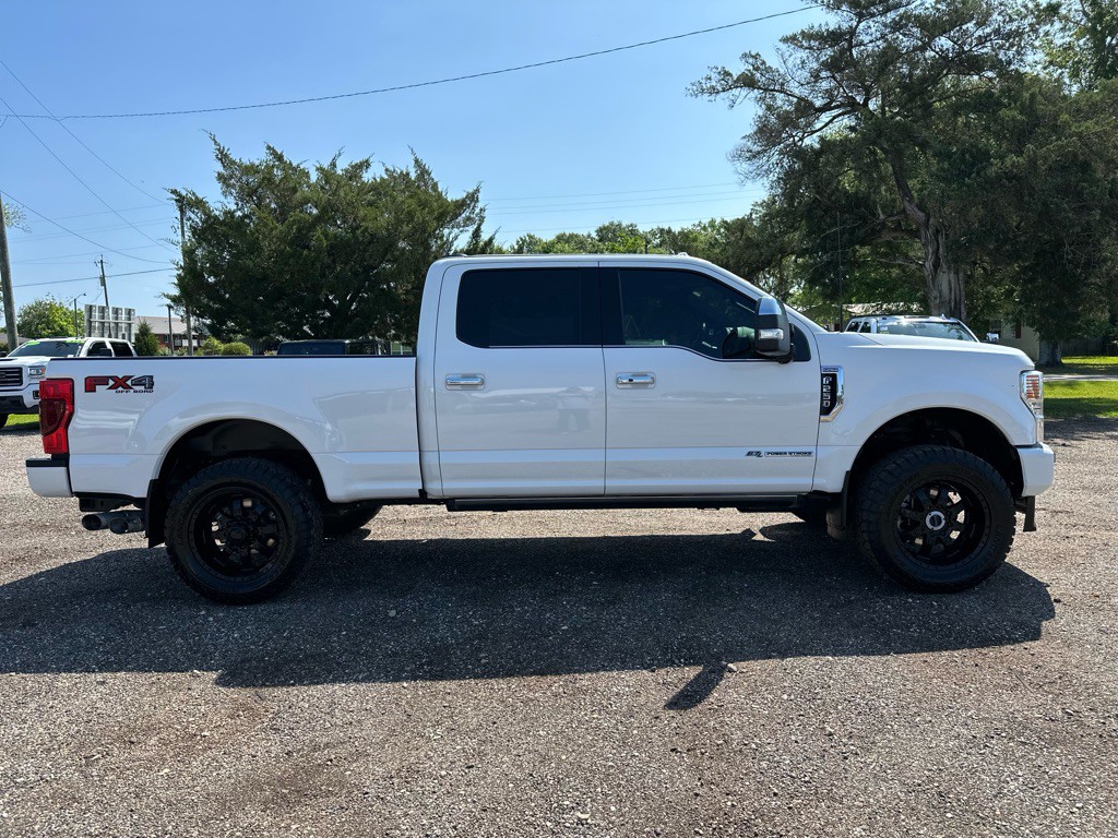 2022 Ford F-250 Image 6