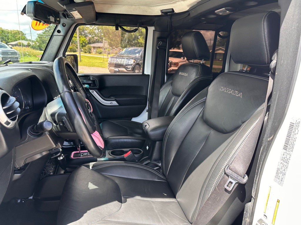2017 Jeep Wrangler Unlimited Image 9