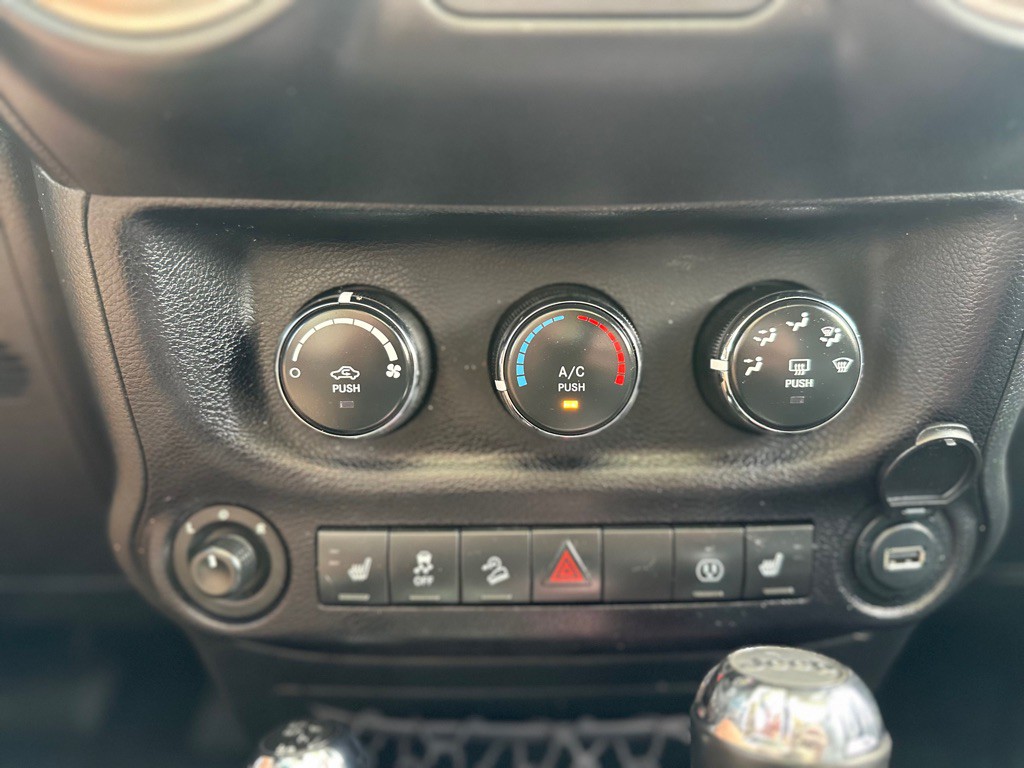 2017 Jeep Wrangler Unlimited Image 13