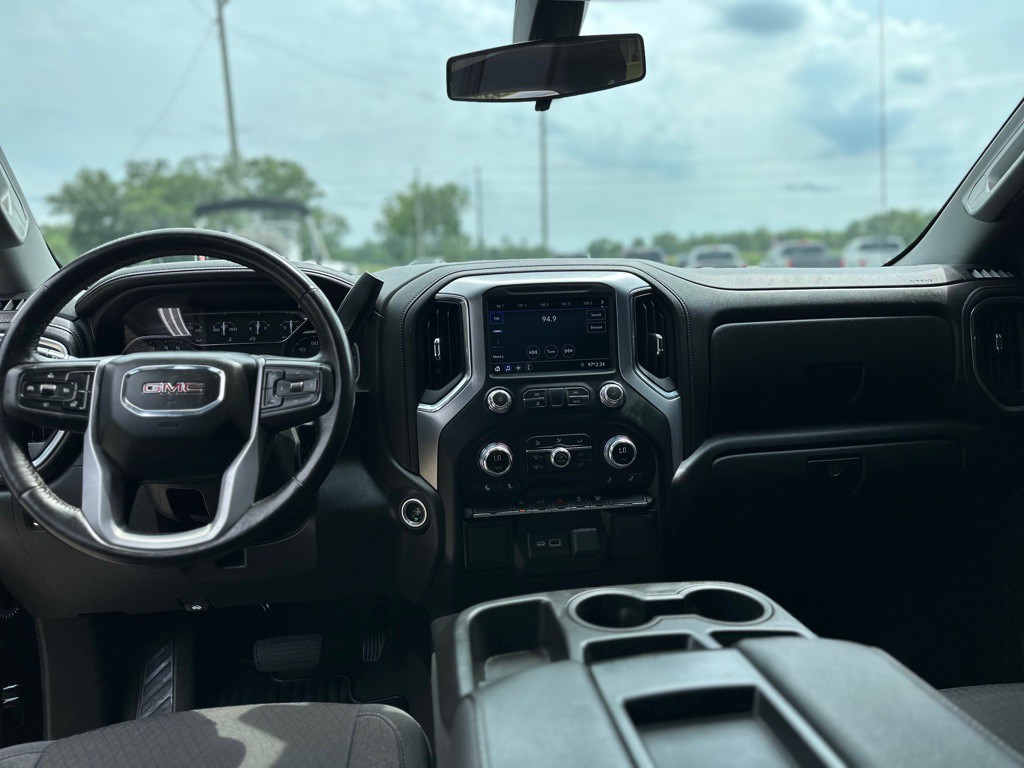 2022 GMC Sierra Image 11
