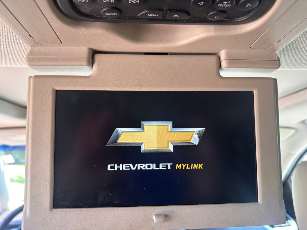 2017 Chevrolet Suburban Image 18