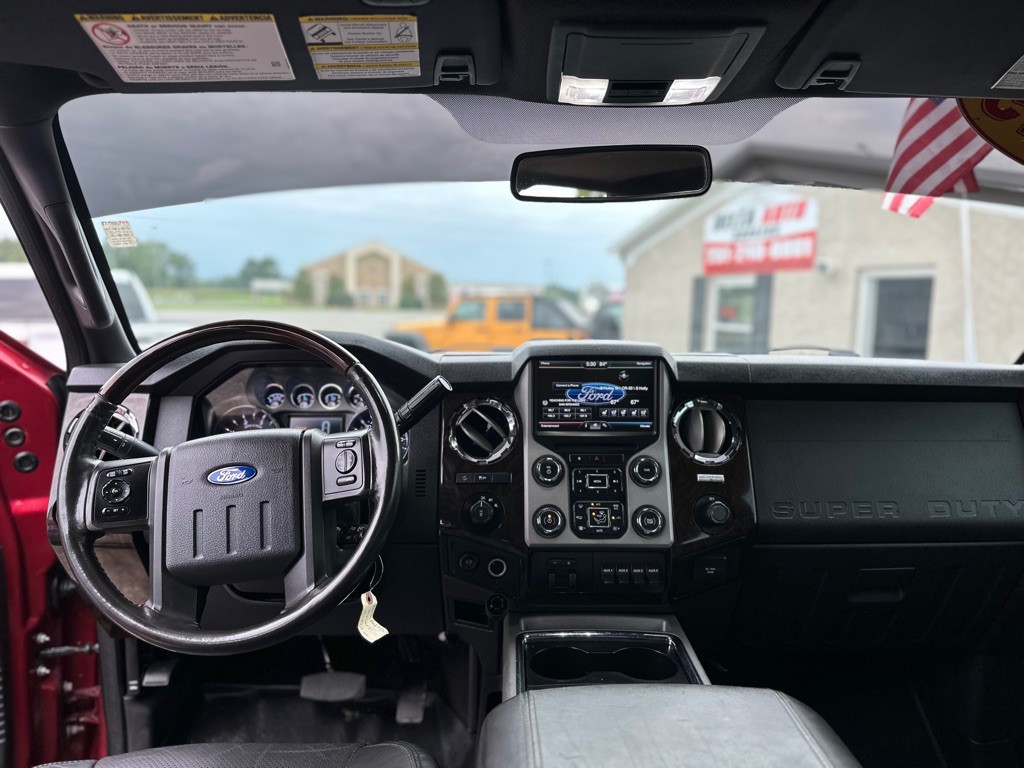 2015 Ford F-250 Image 11