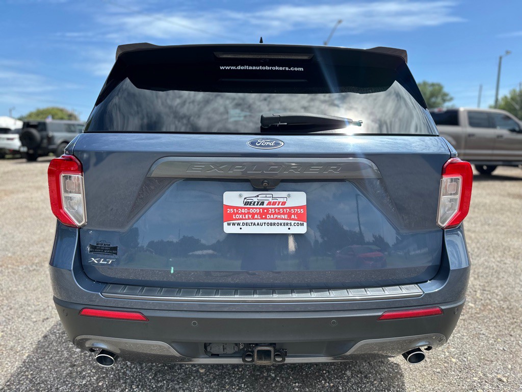2021 Ford Explorer Image 8