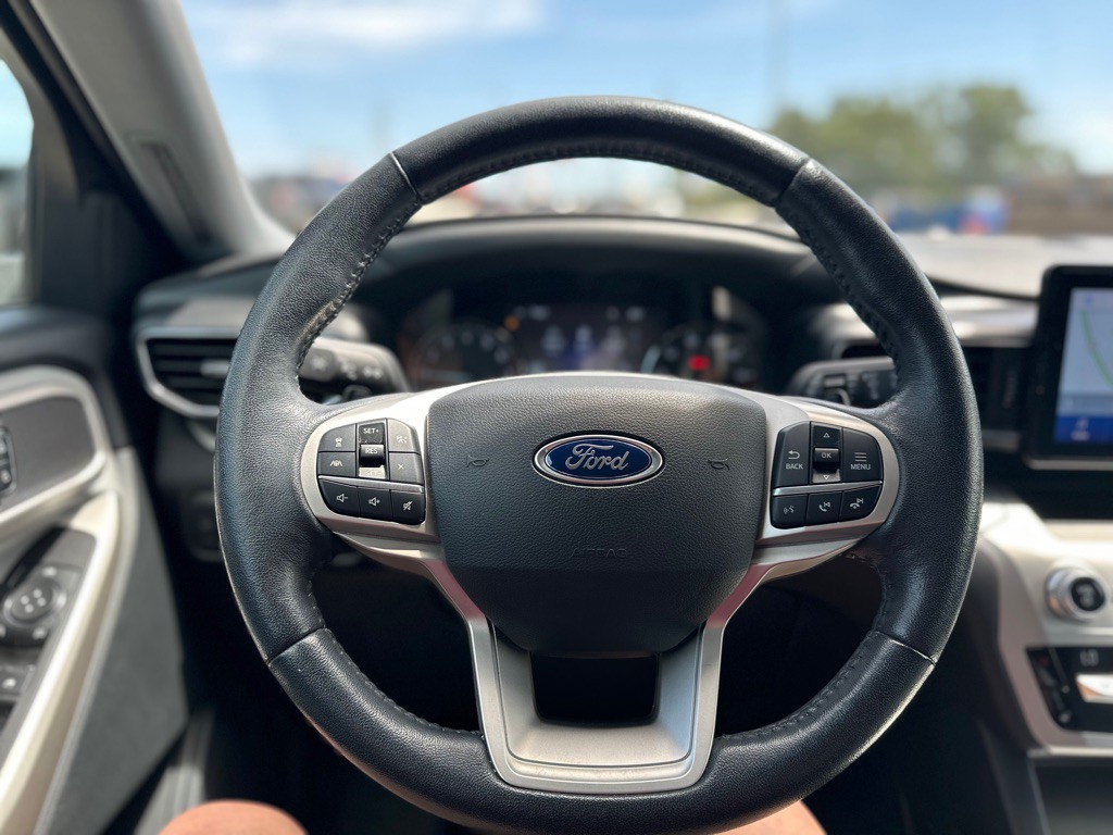 2021 Ford Explorer Image 16