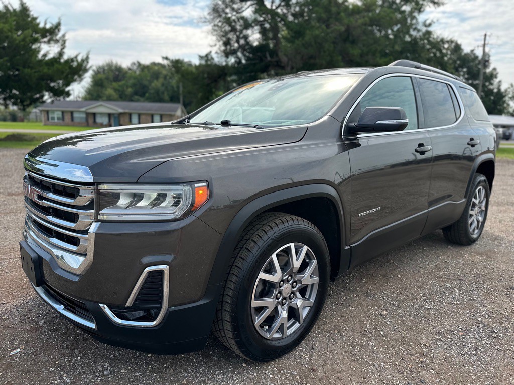 2020 GMC Acadia Image 2