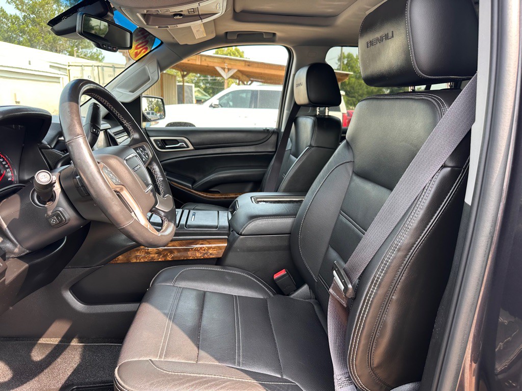 2016 GMC Yukon Image 9