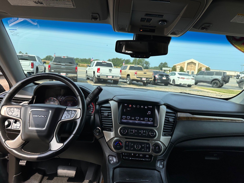 2016 GMC Yukon Image 12