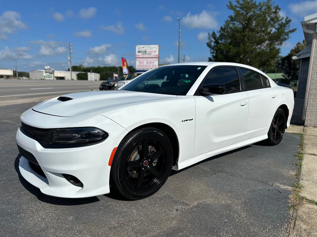 2021 Dodge Charger Image 2