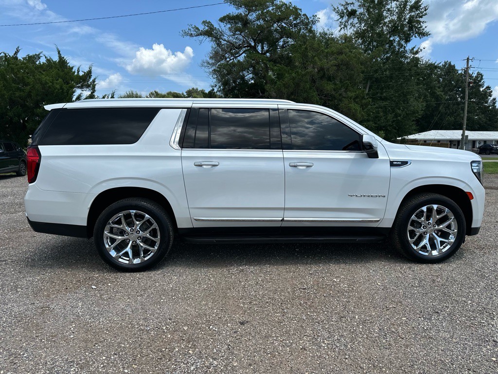 2021 GMC Yukon Image 6
