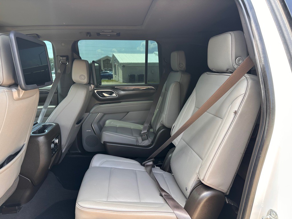 2021 GMC Yukon Image 10