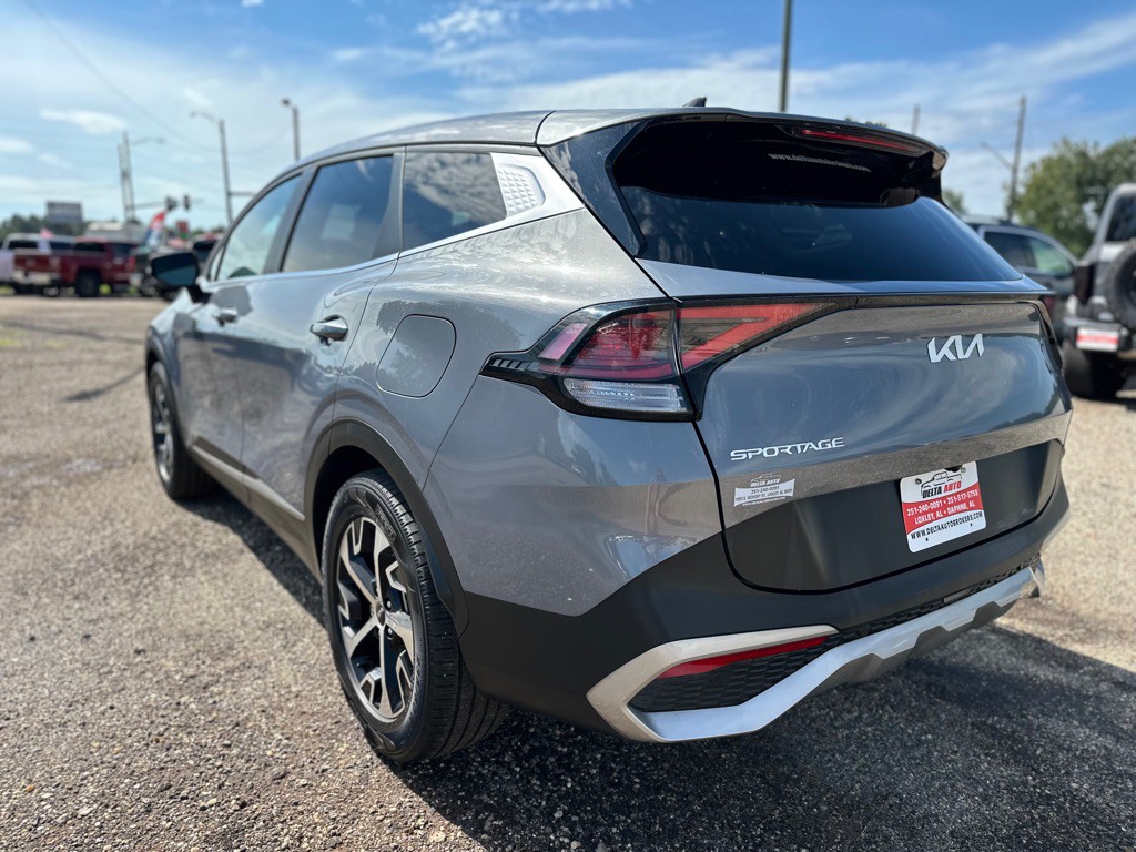 2023 Kia Sportage Image 4