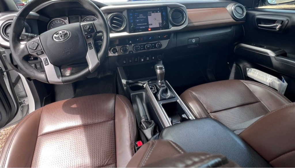 2019 Toyota Tacoma Image 13