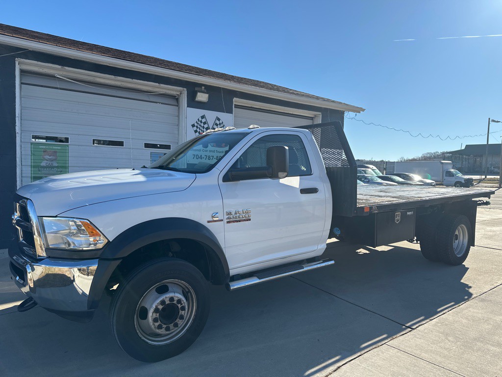 2018 RAM 4500 Image 2