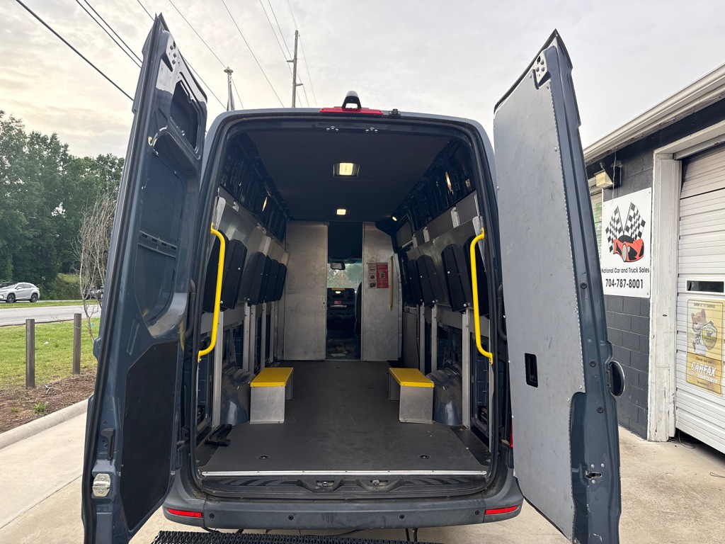 2019 Mercedes-Benz Sprinter Image 8