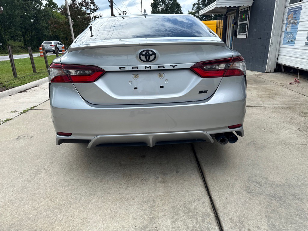 2023 Toyota Camry Image 3