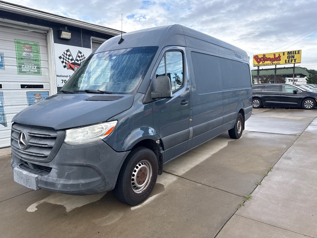 2019 Mercedes-Benz Sprinter Image 2