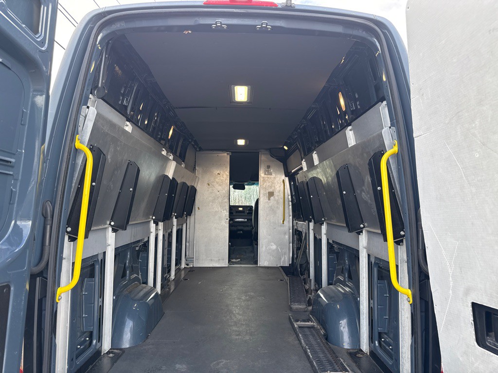 2019 Mercedes-Benz Sprinter Image 10