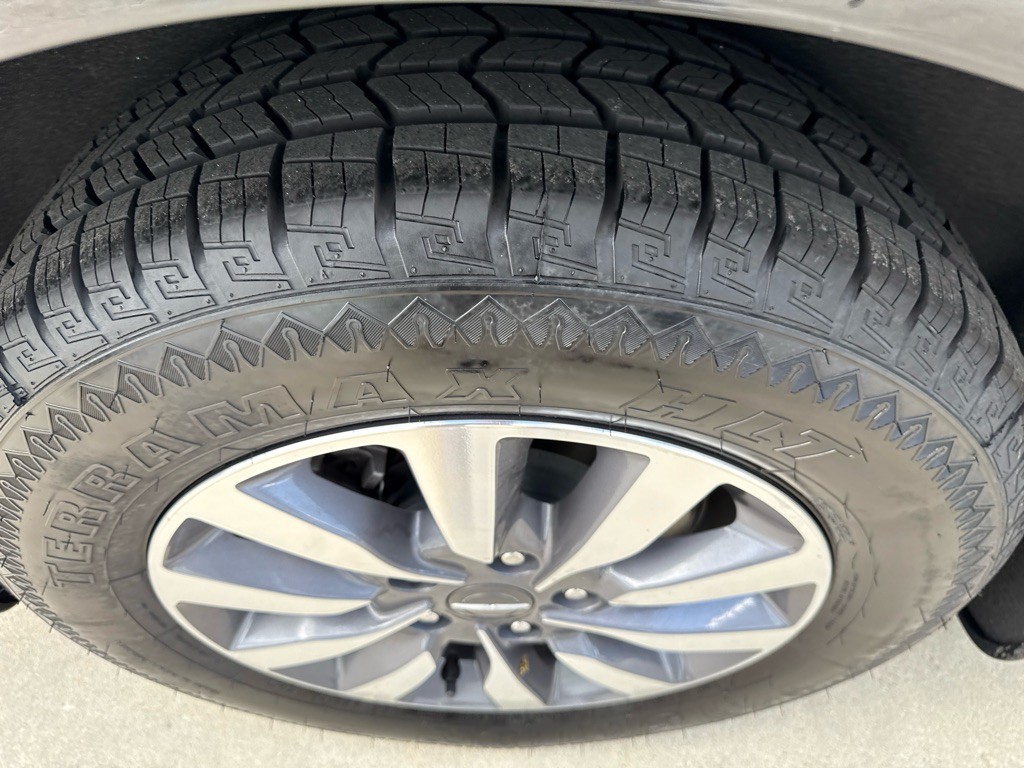 2023 Chrysler Pacifica Image 5