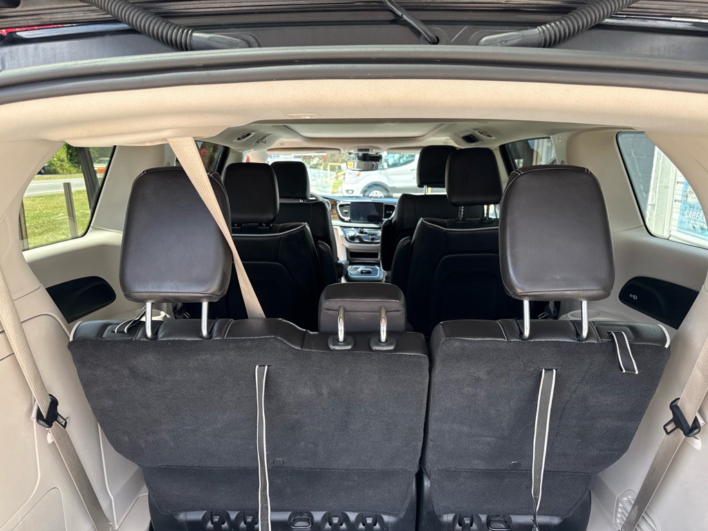 2023 Chrysler Pacifica Image 14
