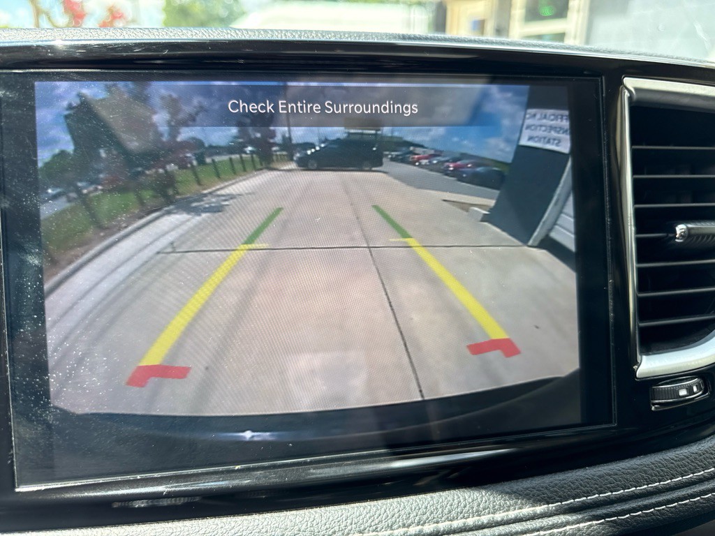 2023 Chrysler Pacifica Image 19