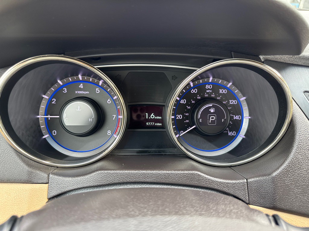2012 Hyundai Sonata Image 10