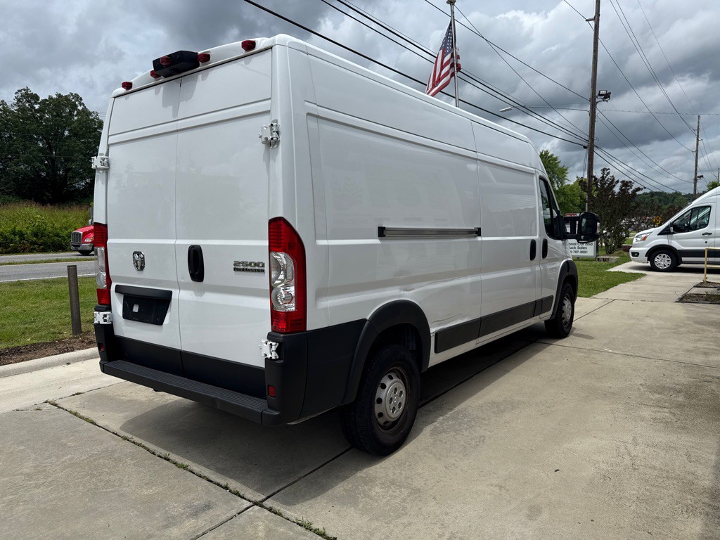 2023 RAM Promaster Image 4