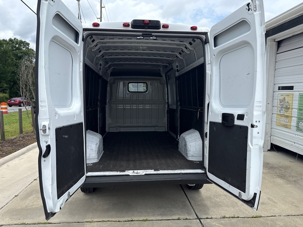 2023 RAM Promaster Image 9