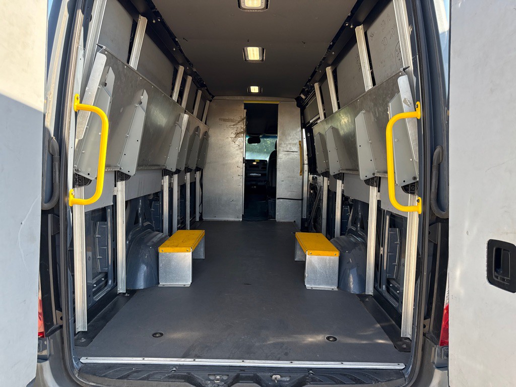 2019 Mercedes-Benz Sprinter Image 9