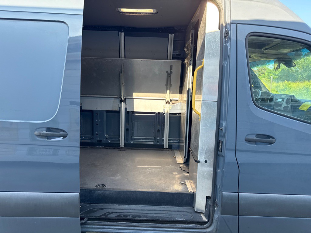 2019 Mercedes-Benz Sprinter Image 10