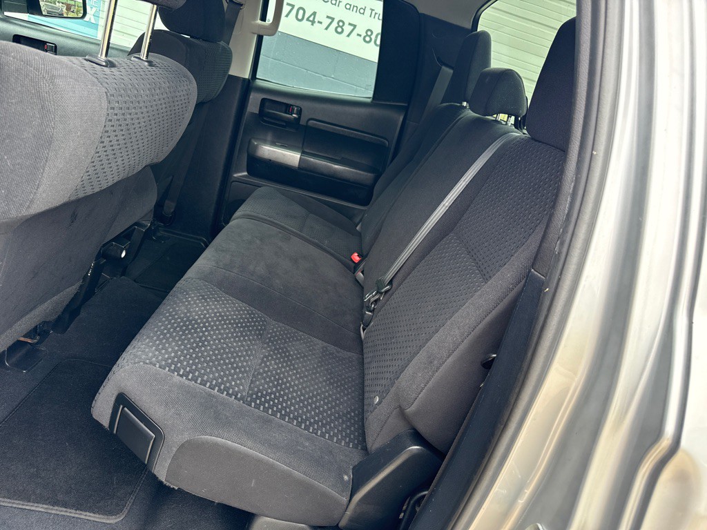 2011 Toyota Tundra Image 10