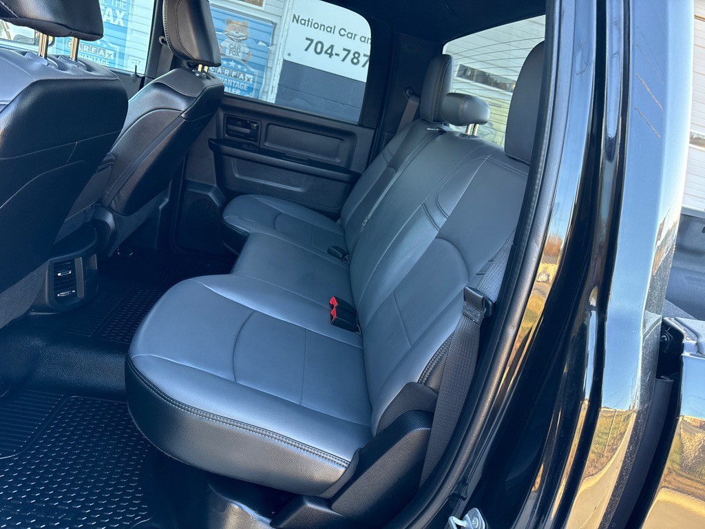 2022 RAM 3500 Image 12