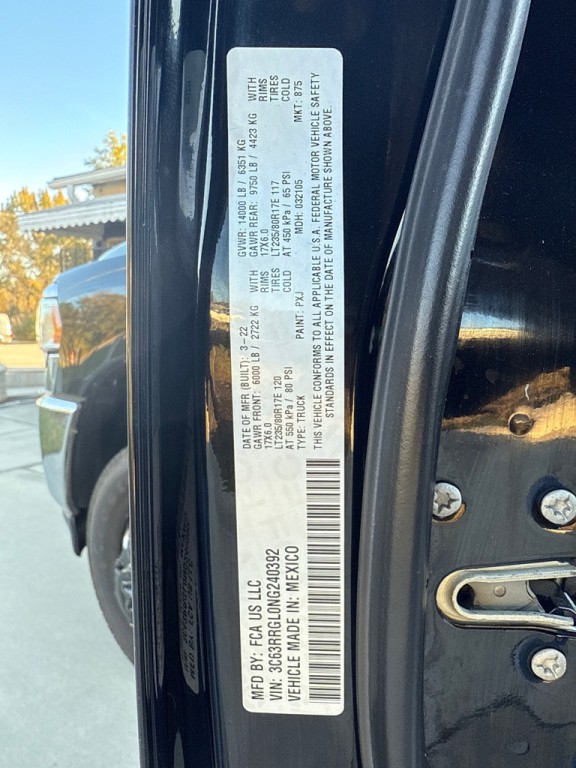 2022 RAM 3500 Image 19