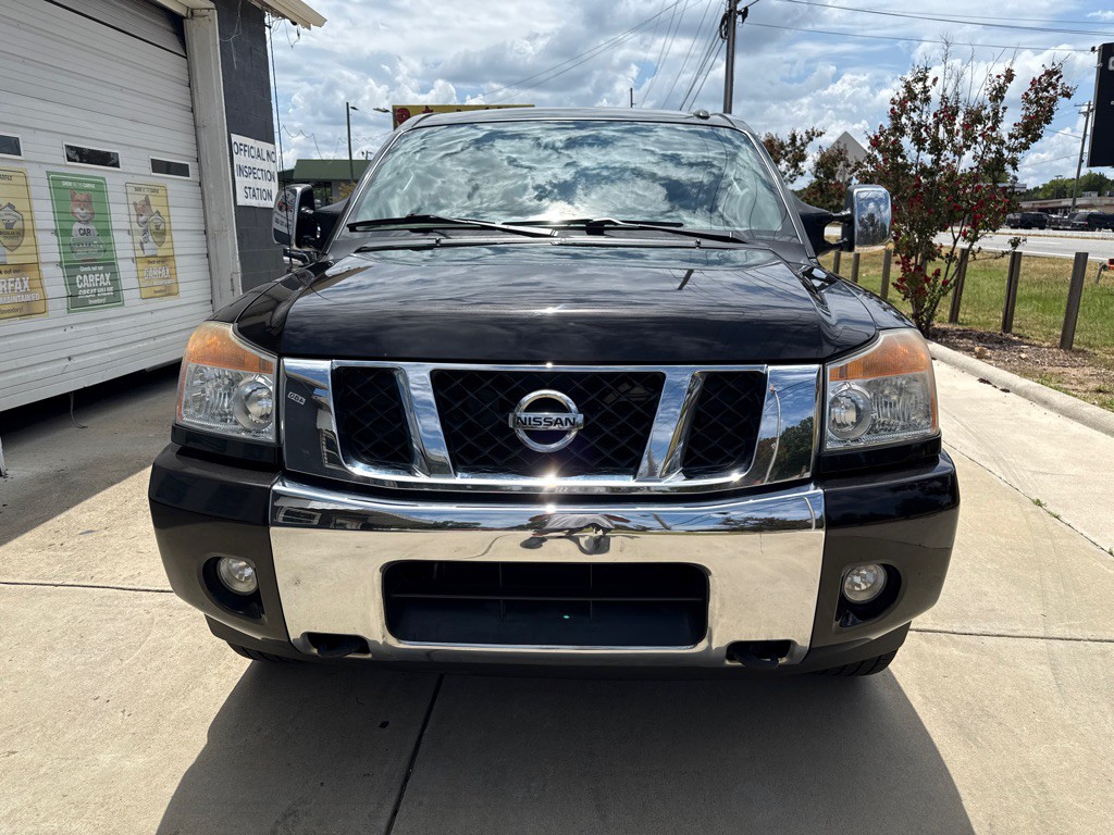 2013 Nissan Titan Image 9