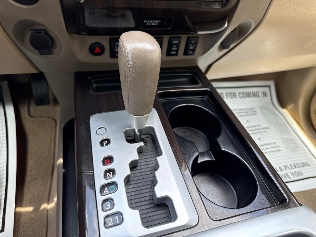2013 Nissan Titan Image 16