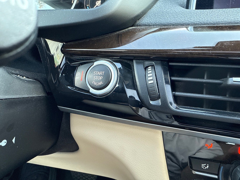 2018 BMW X5 Image 19