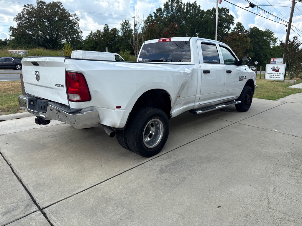 2018 RAM 3500 Image 4