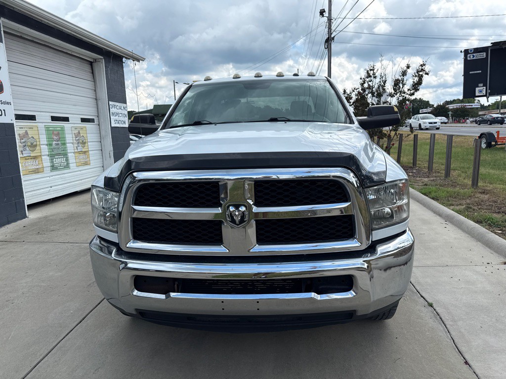 2018 RAM 3500 Image 6