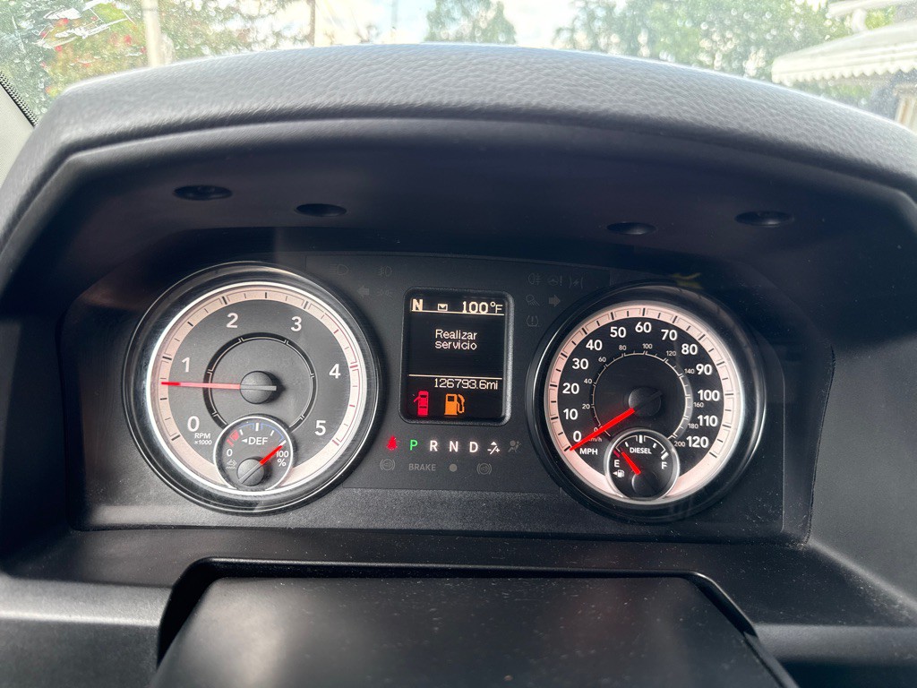 2018 RAM 3500 Image 14
