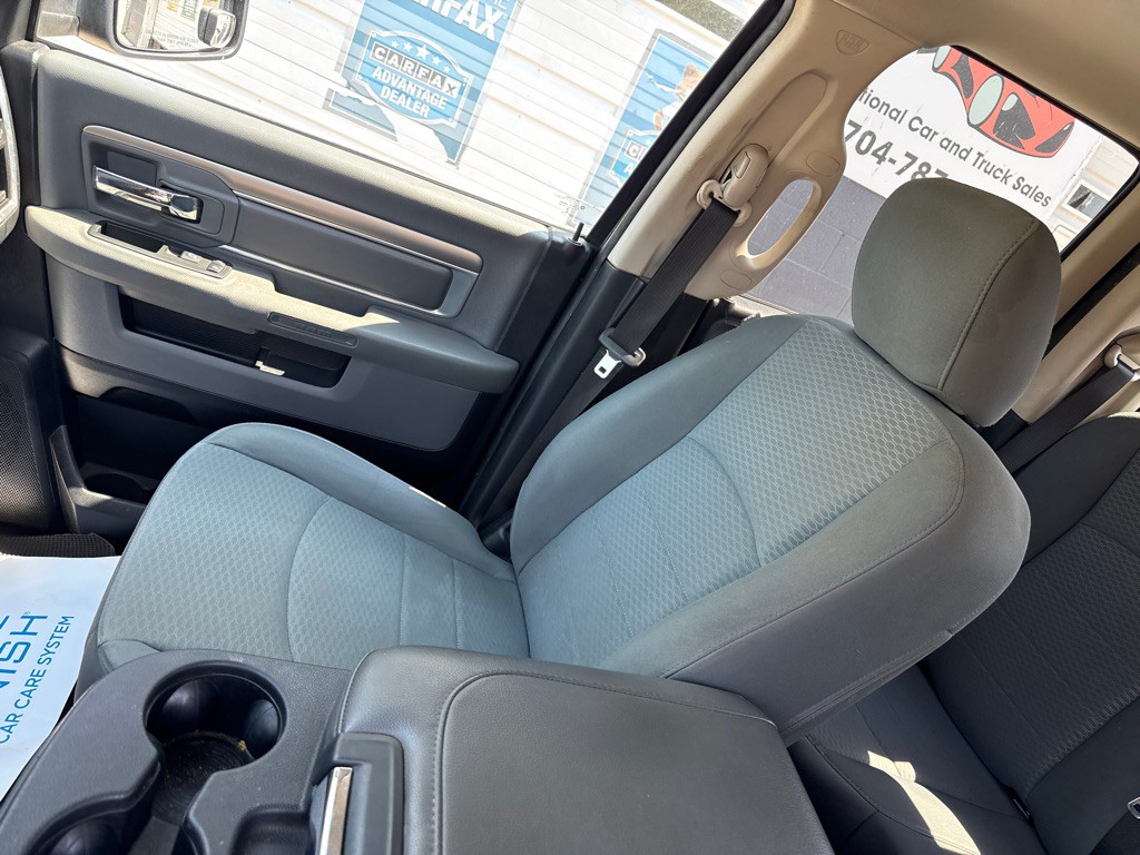 2014 RAM 1500 Image 11