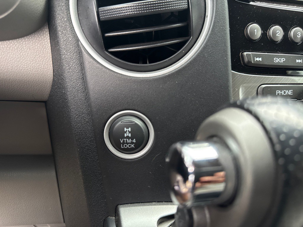2014 Honda Pilot Image 17