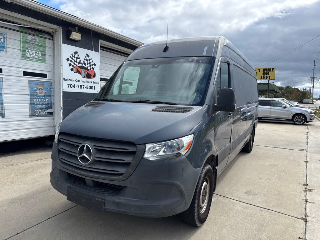 2019 Mercedes-Benz Sprinter Image 2