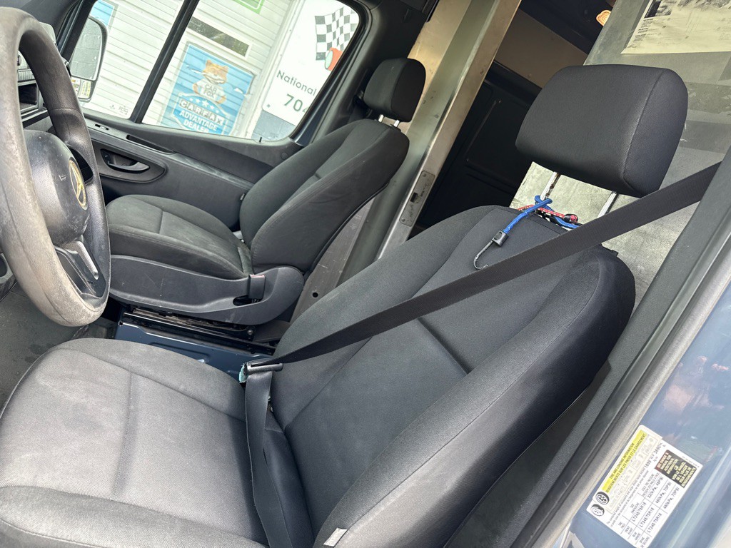 2019 Mercedes-Benz Sprinter Image 12