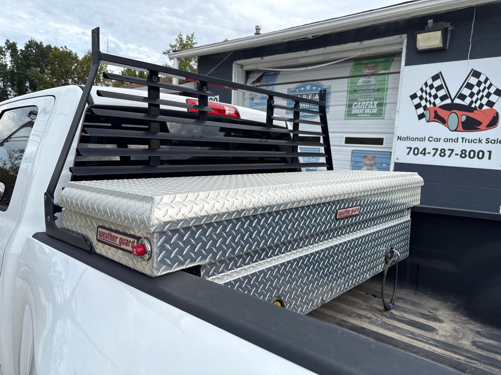 2018 RAM 3500 Image 9