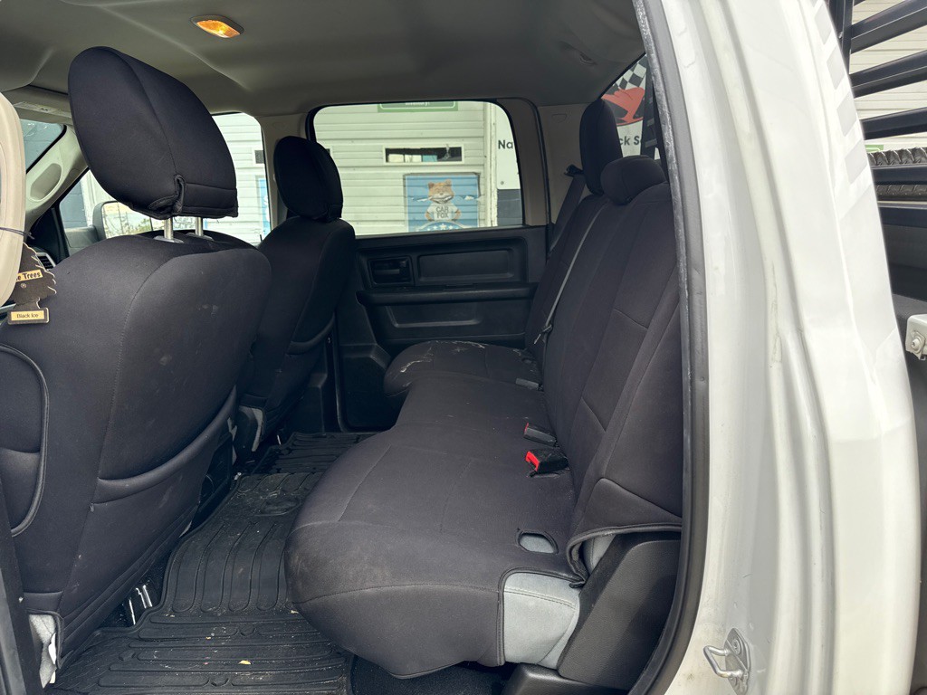 2018 RAM 3500 Image 11