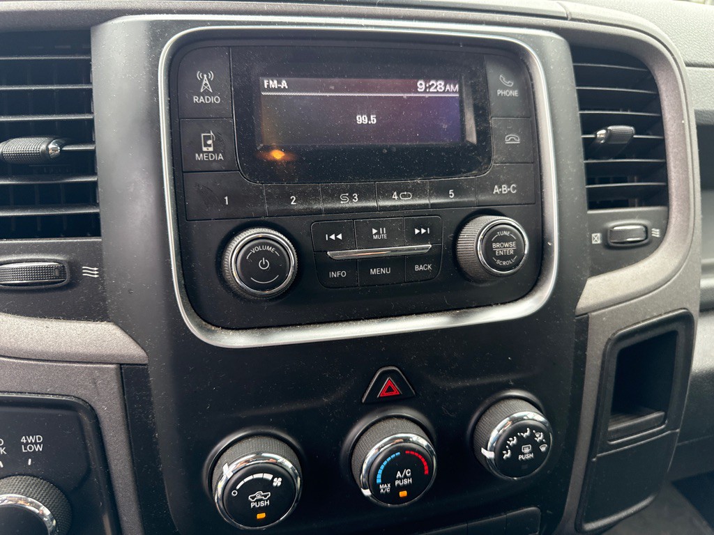 2018 RAM 3500 Image 13