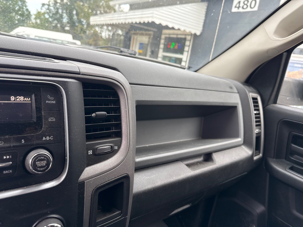 2018 RAM 3500 Image 14