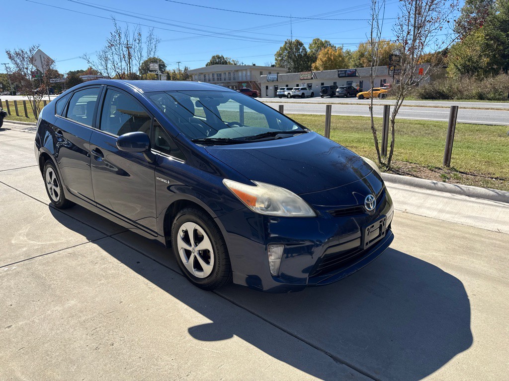 2013 Toyota Prius Image 5