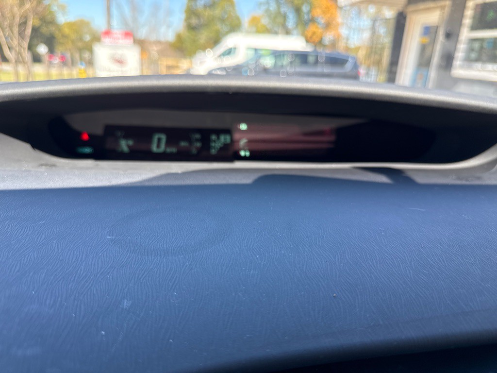 2013 Toyota Prius Image 11